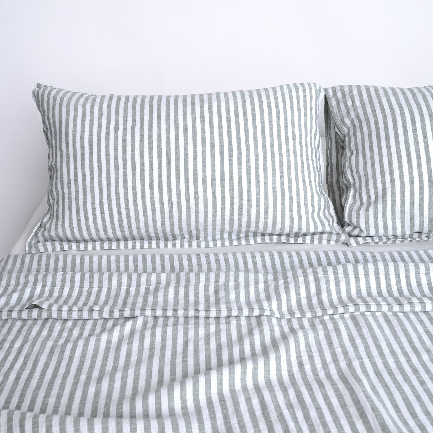 Forest Green Stripe 100% Organic Linen Yarn Dyed Flat Sheet.