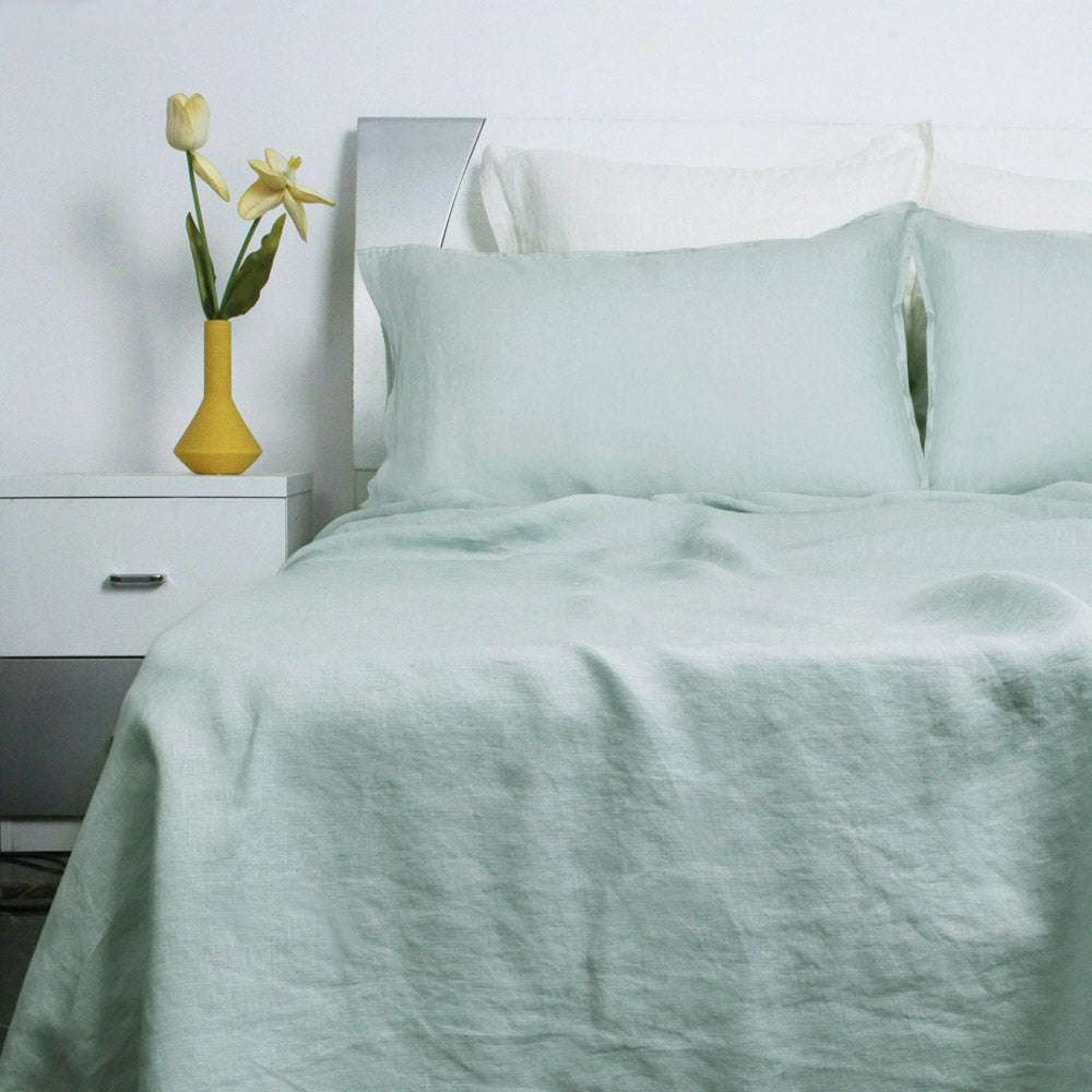 Light Green 100% Organic Linen Sheets Set - Victory Symbol
