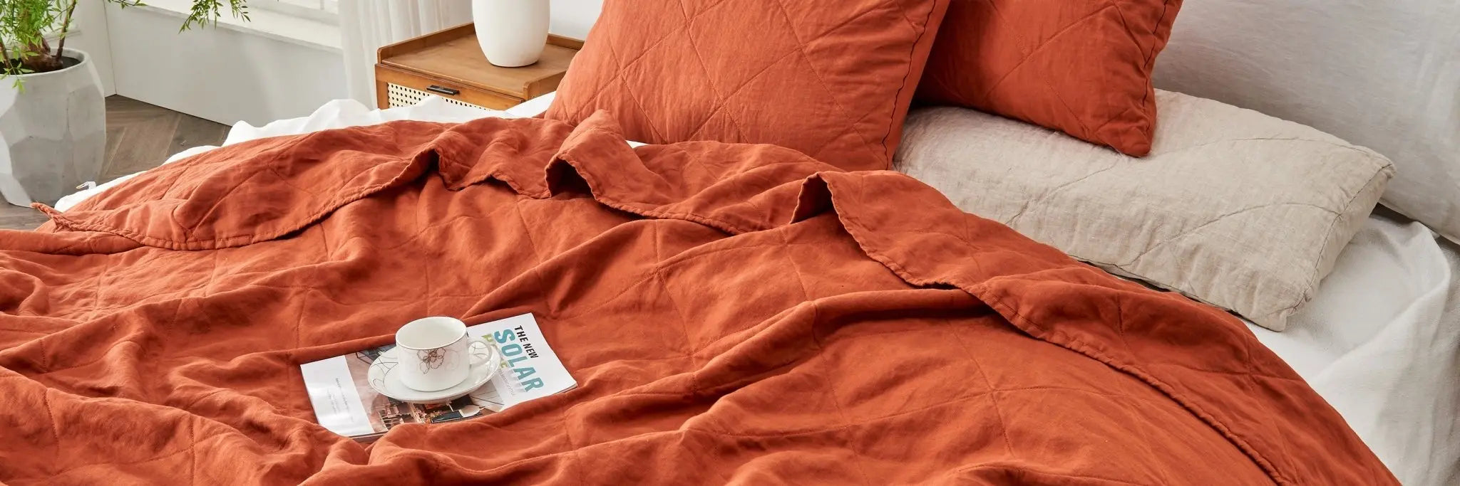 100% Organic Linen Quilt Set - Victory Symbol
