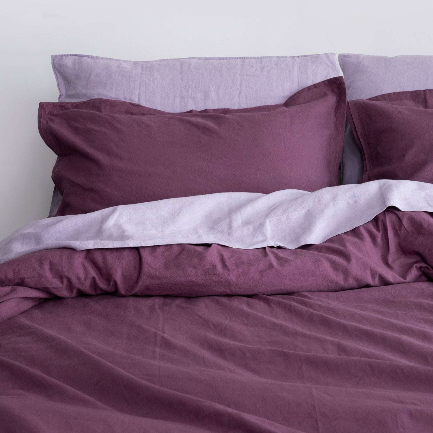 Purple Dreams: Lavender ＆ Grape Bedding Bundle.