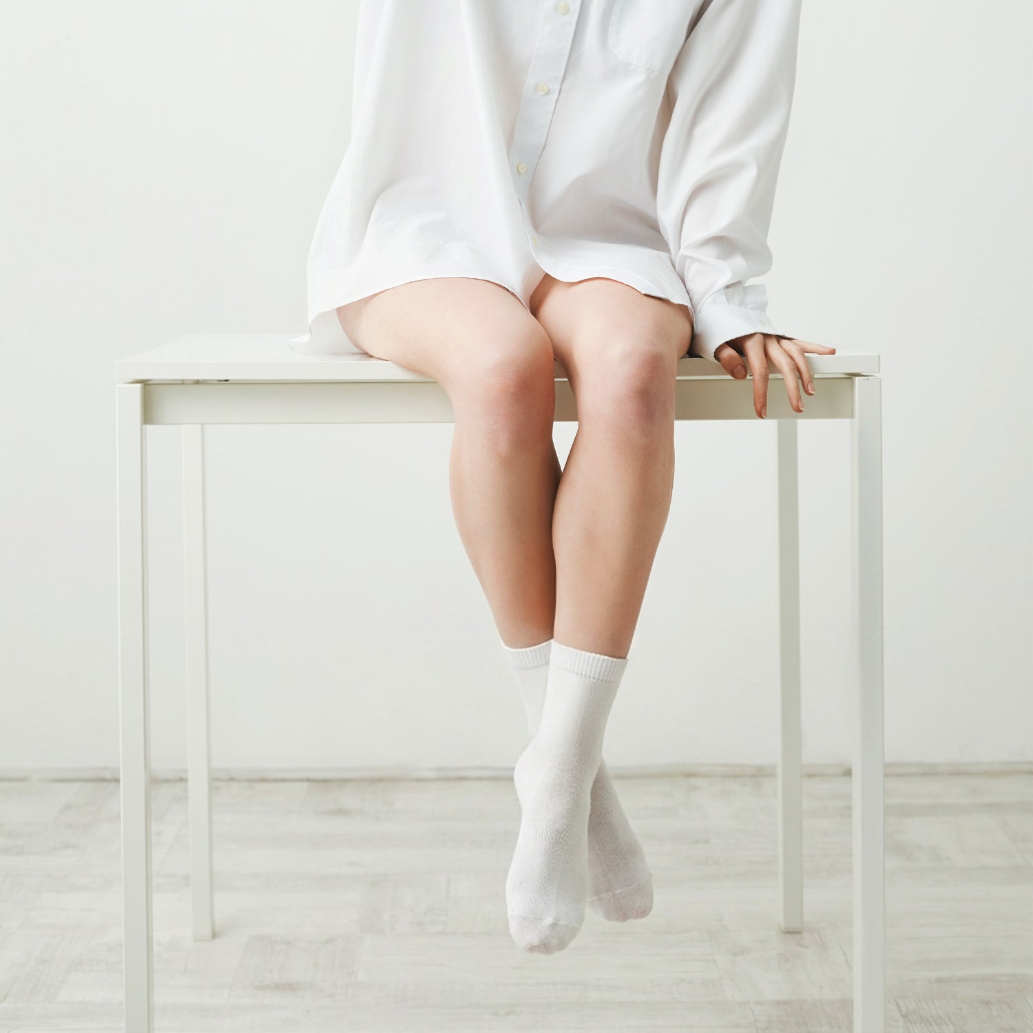 White 100% Organic Hemp Socks - Breathable & Anti-Odor-Victory Symbol