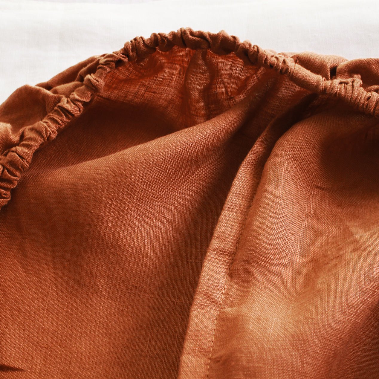 Caramel 100% Organic Linen Fitted Sheet - Victory Symbol