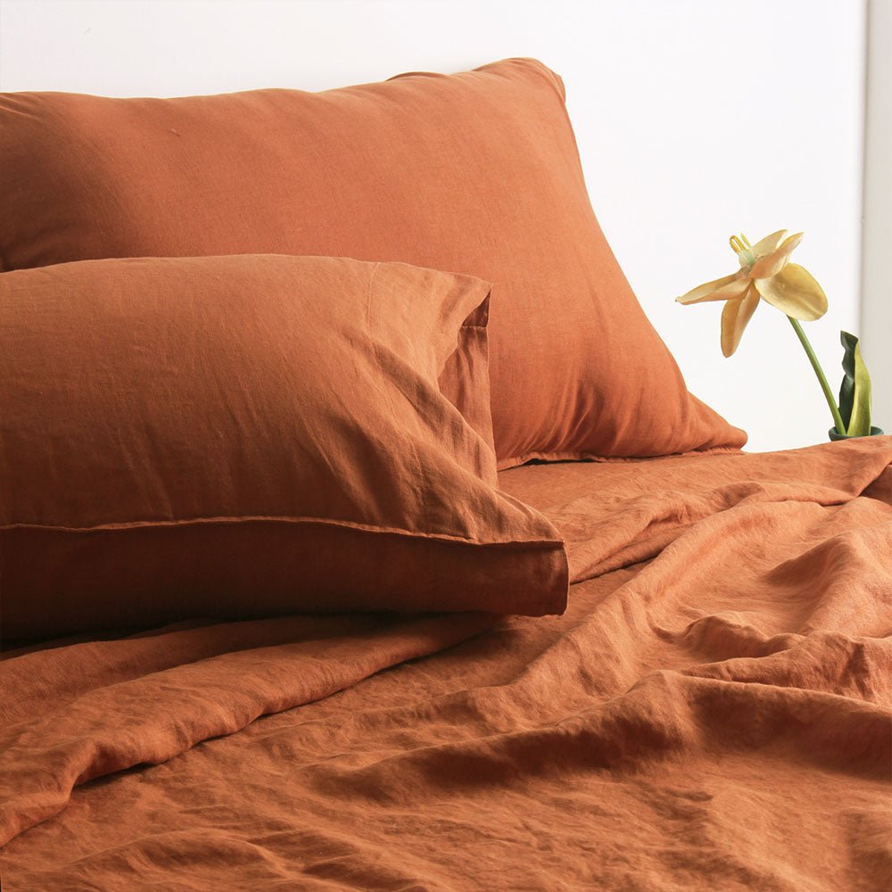 Caramel 100% Organic Linen Sheets Set - Victory Symbol