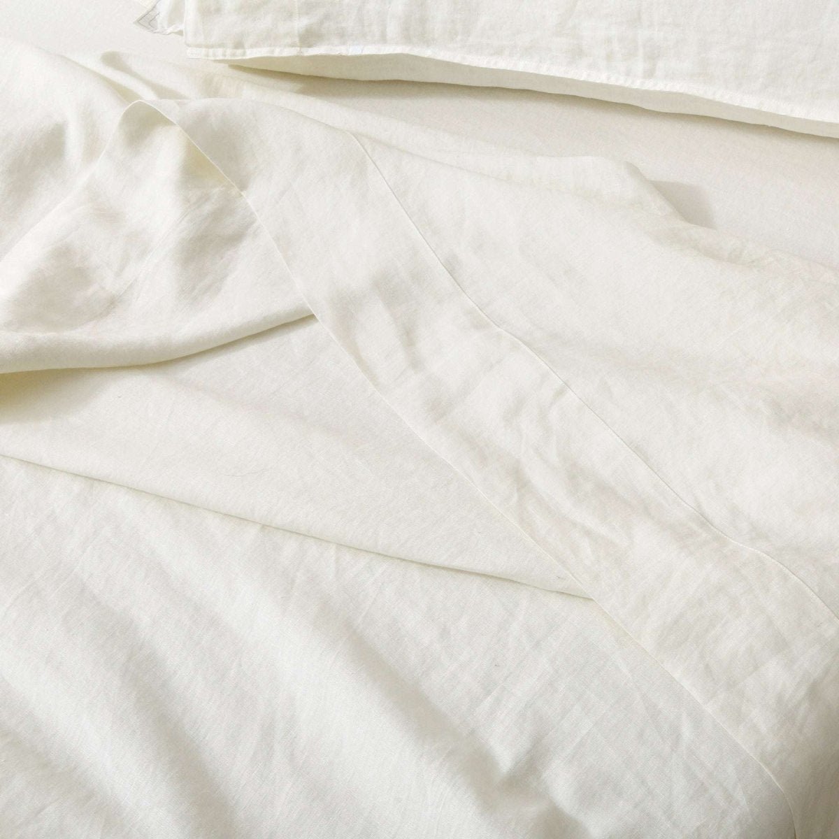 Creamy White 100% Organic Linen Flat Sheet - Victory Symbol