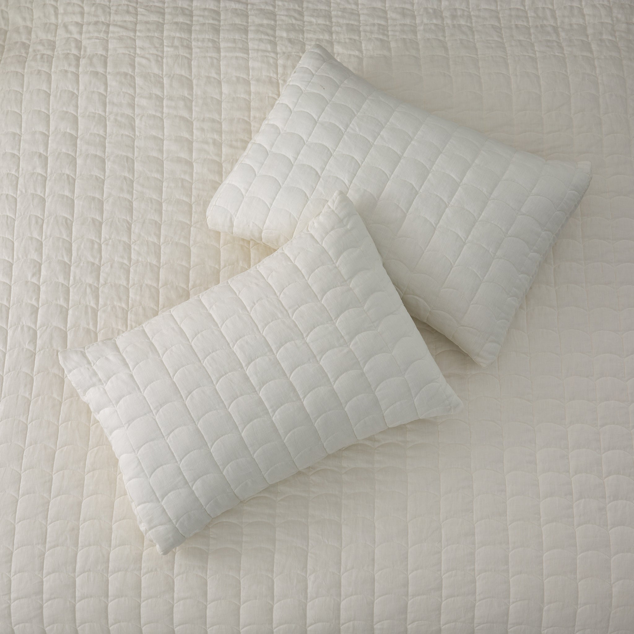 Creamy White 100% Organic Linen Quilt Set with tile pattern - Victory Symbol