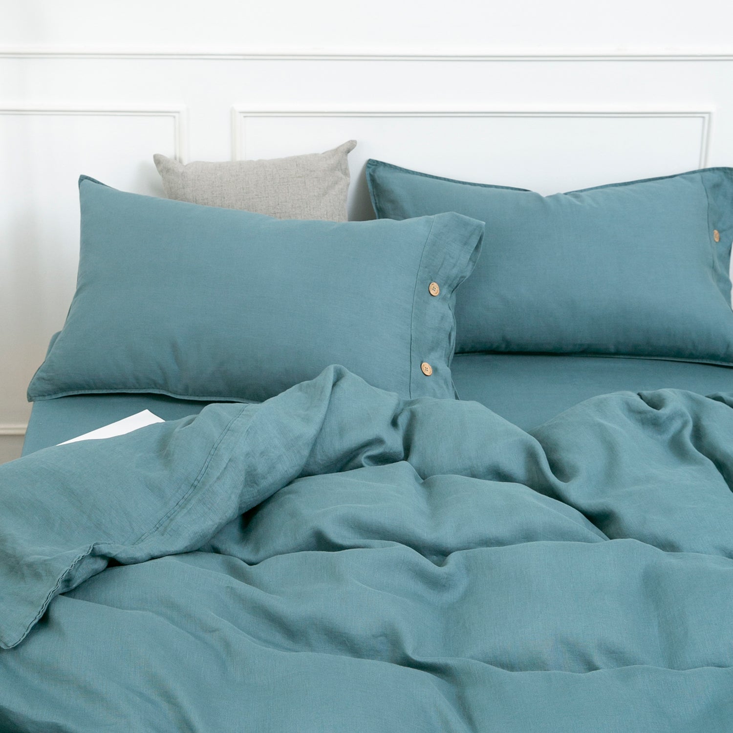 Mineral Blue 100% Organic Linen Pillowcases With Coconut Button Closure - Victory Symbol